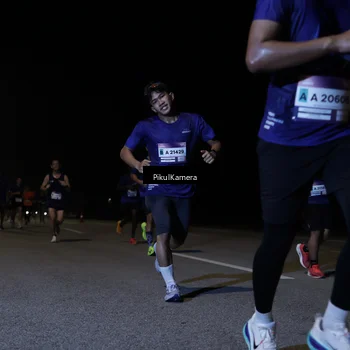 Runner Photo 7516864