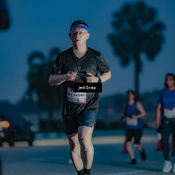 Runner Photo 7516866