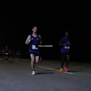 Runner Photo 7516881