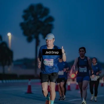 Runner Photo 7516896