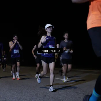 Runner Photo 7516914