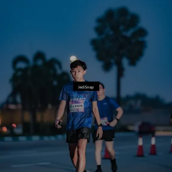 Runner Photo 7516921