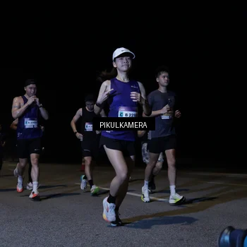 Runner Photo 7516922