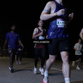 Runner Photo 7516931