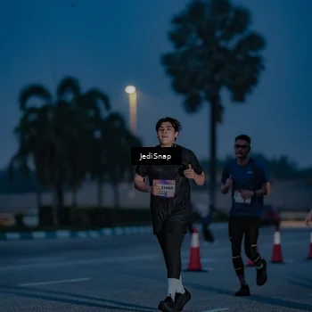 Runner Photo 7516936