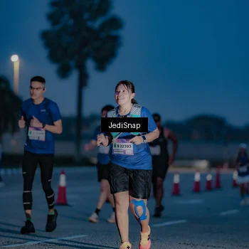 Runner Photo 7516939