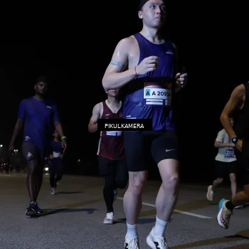 Runner Photo 7516947