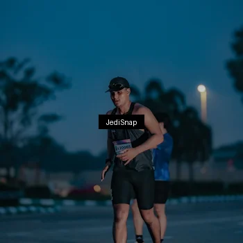 Runner Photo 7516950