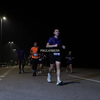 Runner Photo 7516952