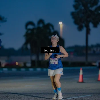 Runner Photo 7516975