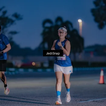Runner Photo 7516978