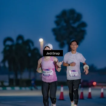 Runner Photo 7516985