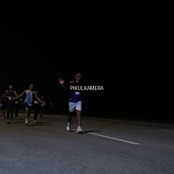 Runner Photo 7516991
