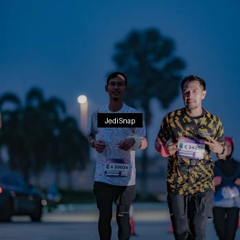 Runner Photo 7516998