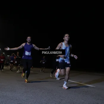 Runner Photo 7517000