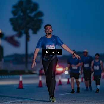 Runner Photo 7517007