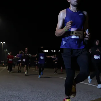Runner Photo 7517023