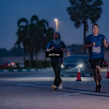 Runner Photo 7517029