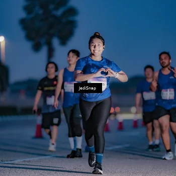 Runner Photo 7517035