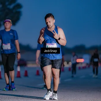 Runner Photo 7517042