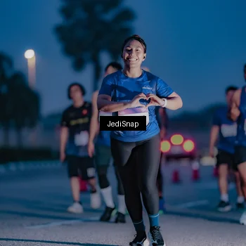 Runner Photo 7517043