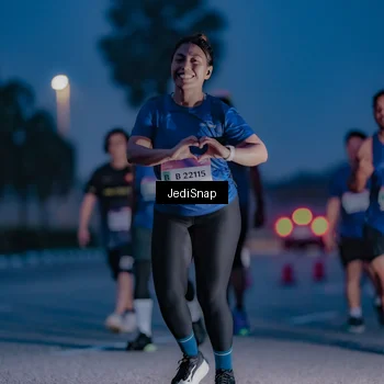 Runner Photo 7517045