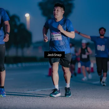 Runner Photo 7517051