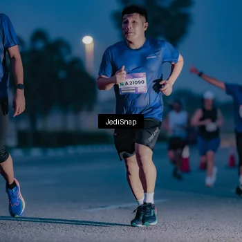 Runner Photo 7517056