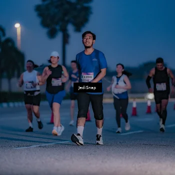 Runner Photo 7517072