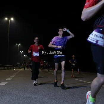 Runner Photo 7517078