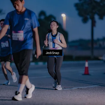Runner Photo 7517084