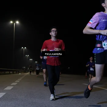 Runner Photo 7517086