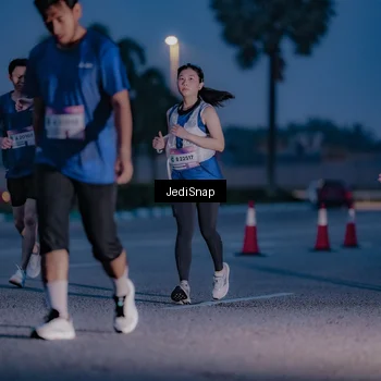 Runner Photo 7517091