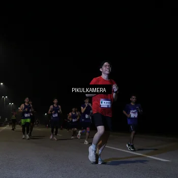 Runner Photo 7517093