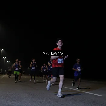 Runner Photo 7517094