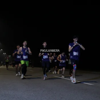 Runner Photo 7517108