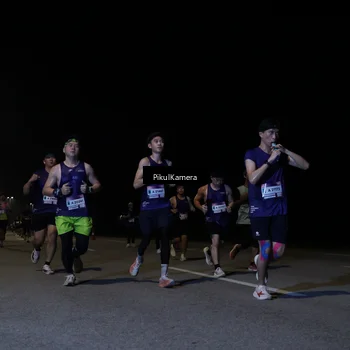 Runner Photo 7517111