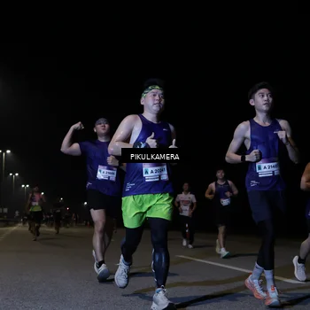 Runner Photo 7517112