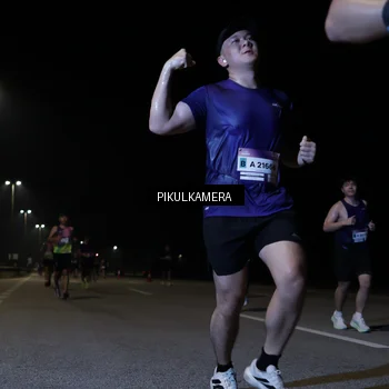 Runner Photo 7517121