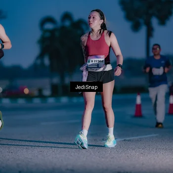 Runner Photo 7517138