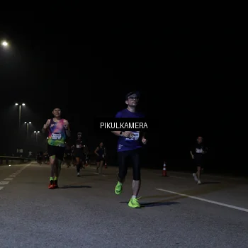 Runner Photo 7517149