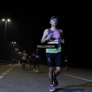 Runner Photo 7517154