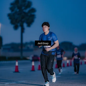 Runner Photo 7517155