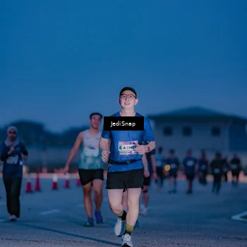 Runner Photo 7517161
