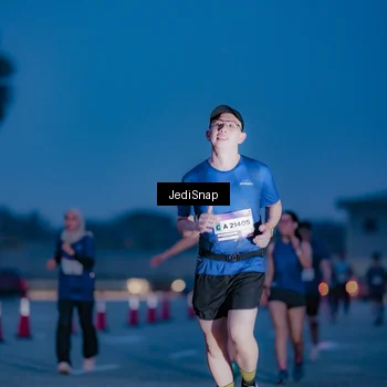 Runner Photo 7517170