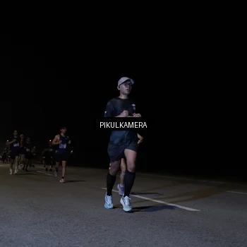 Runner Photo 7517173