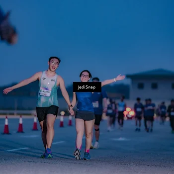 Runner Photo 7517175