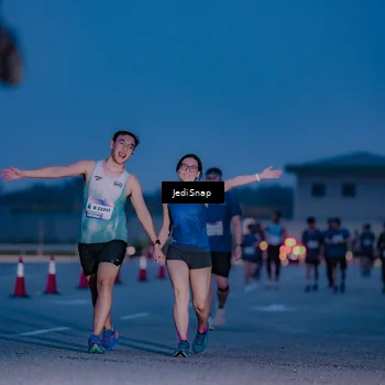 Runner Photo 7517177