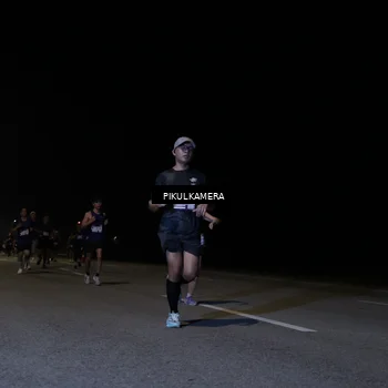 Runner Photo 7517180