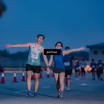 Runner Photo 7517182
